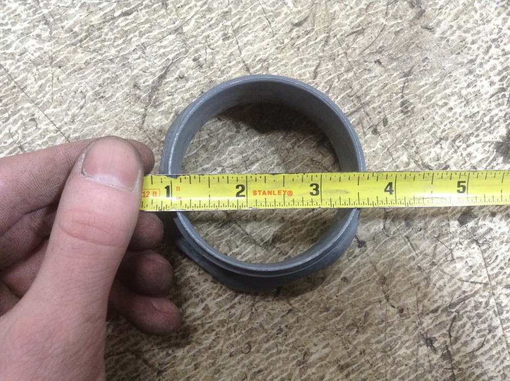 United Lab 2-1/2" Lock Nut New (OK)
