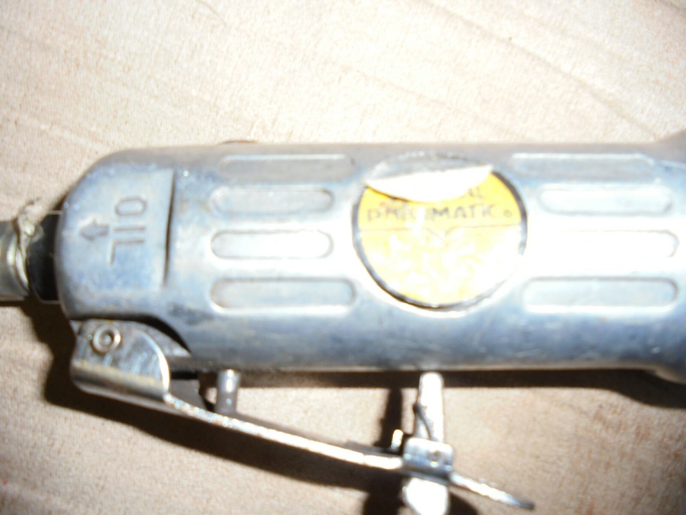 CENTRAL PNEUMATIC AIR GRINDER