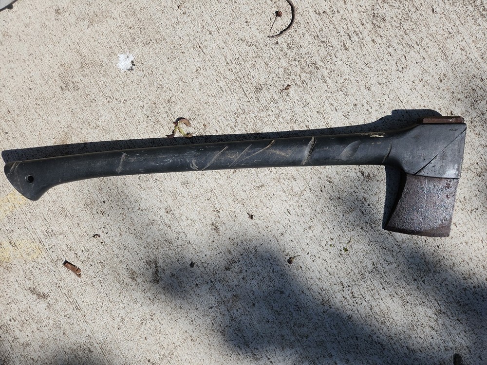 Vintage Fiskars Hatchet Axe With Handle