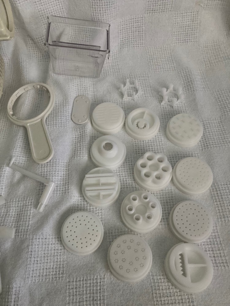 Popeil Automatic Pasta Maker Machine Model P400 + Accessories