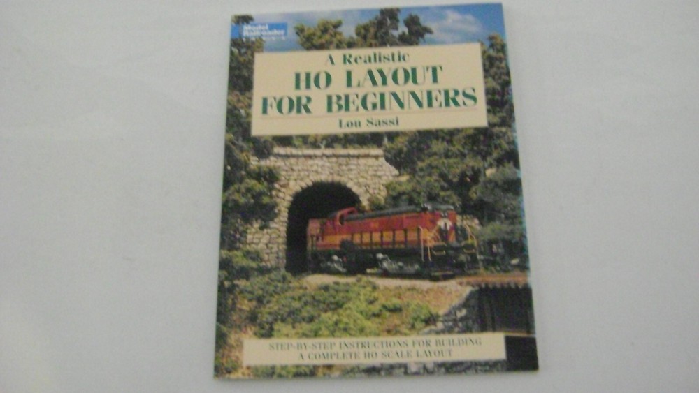 A Realistic HO LAYOUT FOR BEGINNERS- Lou Sassi