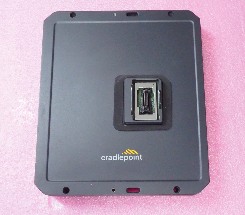 Cradlepoint RX30 Network Device Accessory Kit MB-RX30-MC