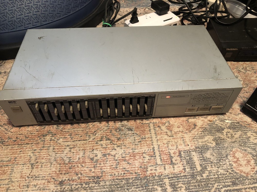 MCS Series Stereo Graphic Equalizer #683-2255E Tested Working