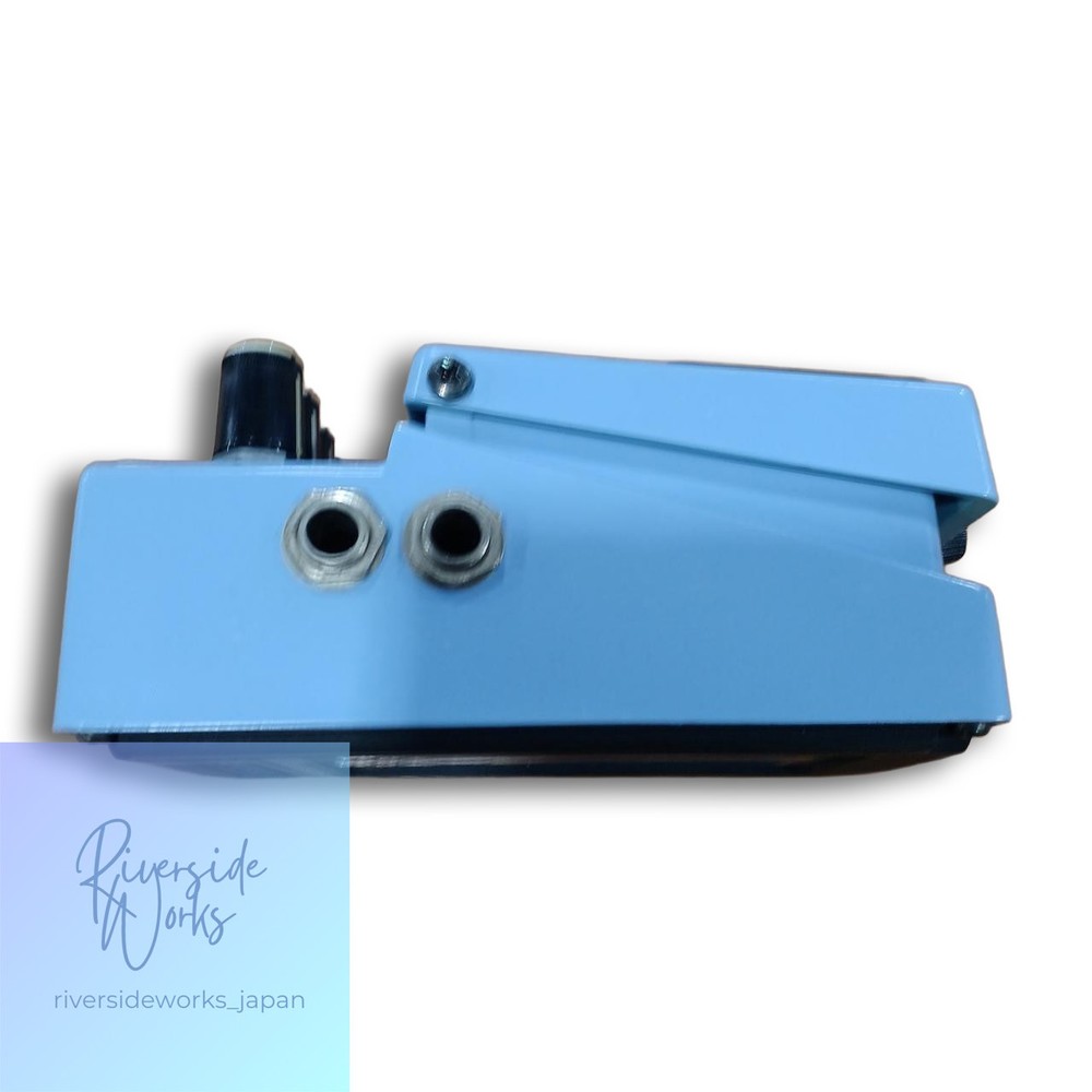 BOSS CH-1 Super Chorus Guitar Effects Pedal