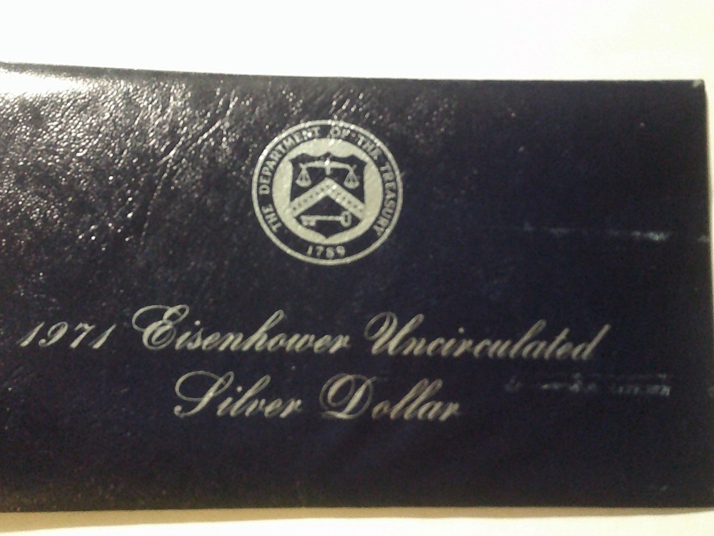 1971 IKE SILVER DOLLAR  Blue Pack