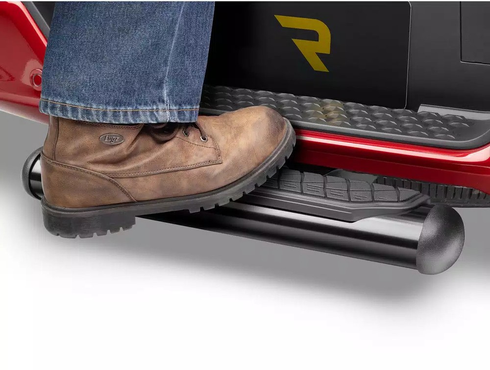 Go Rhino Oval Hitch Step