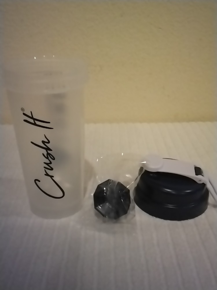CORE NUTRITIONALS Standard 28oz Shaker New