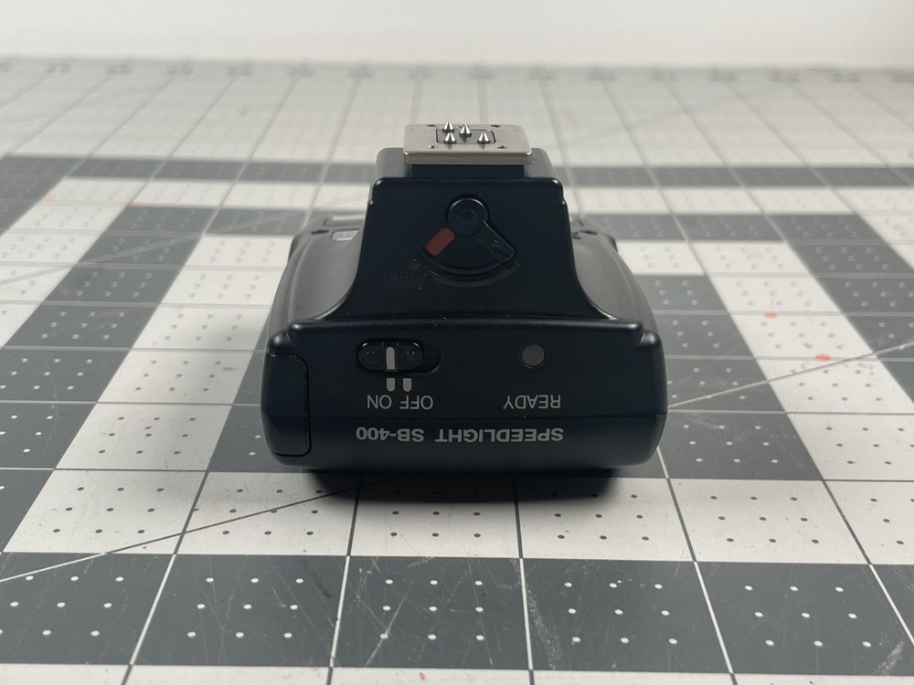 Nikon Speedlight SB-400 EXCELLENT CONDITION