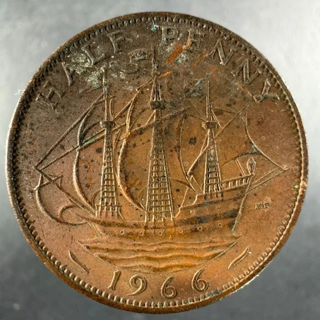1966 Great Britain Half Penny Sharp Features Elizabeth II Bronze