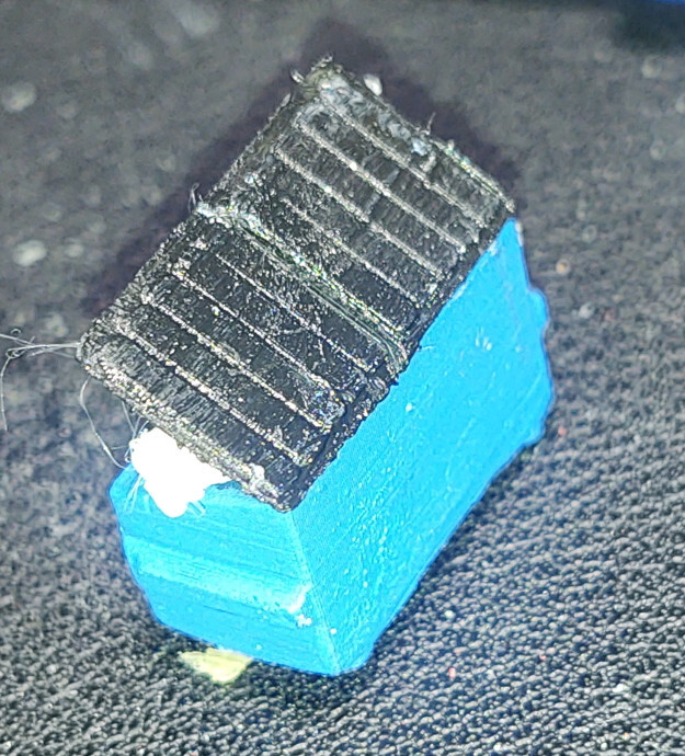 Z-Scale Dumpster and Lids