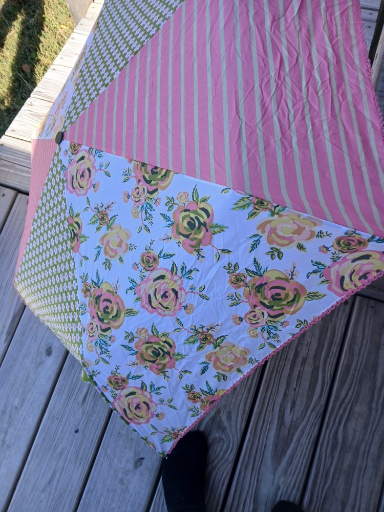 Matilda Jane Umbrella, N̈EW. Works Great.