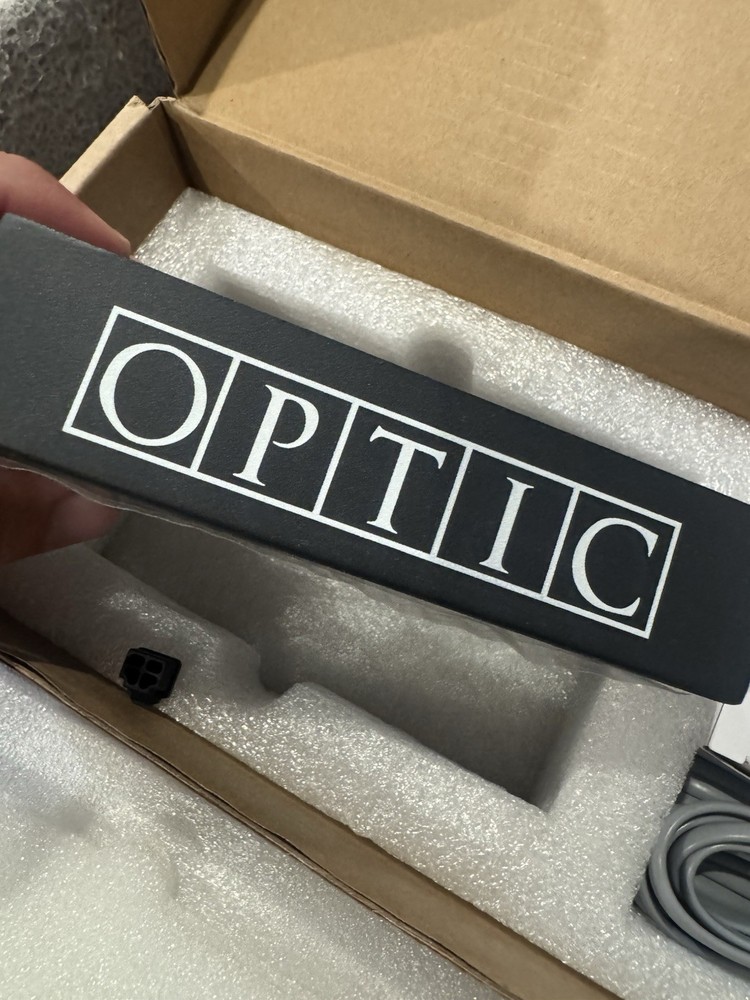 OPTIC LED MASTER CONTROLLER V2 WITH 7 INCH TOUCHSCREEN NEW