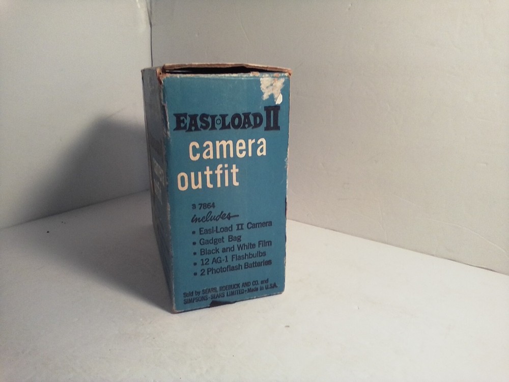 Sears 126 EASI-LOAD II Camera, Carrying Case, Instructions, and Flash Bulbs