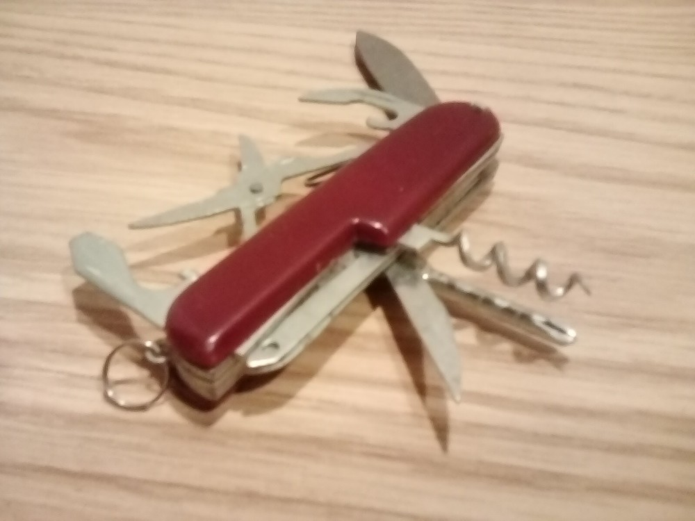 CHIP Stainless Steel 13 Tool Multi-Tool Knife. SEE PICS.