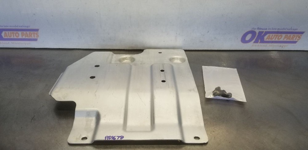 06 GMC SIERRA 2500 FRONT FRAME SKID PLATE