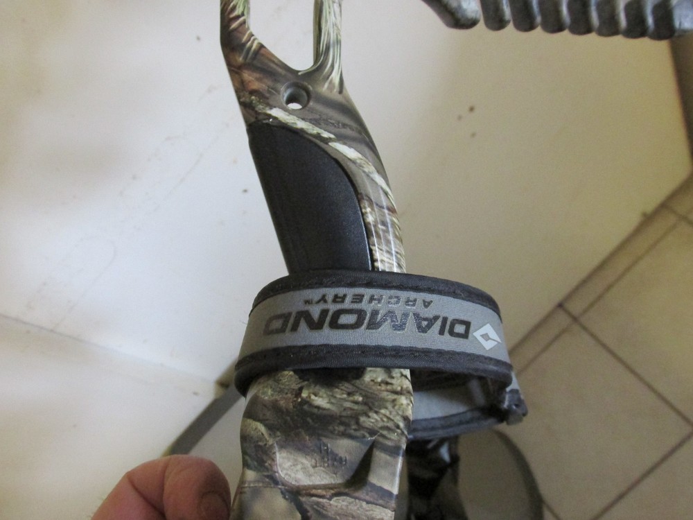 Diamond Infinite Edge Pro Compound Bow Left-Handed