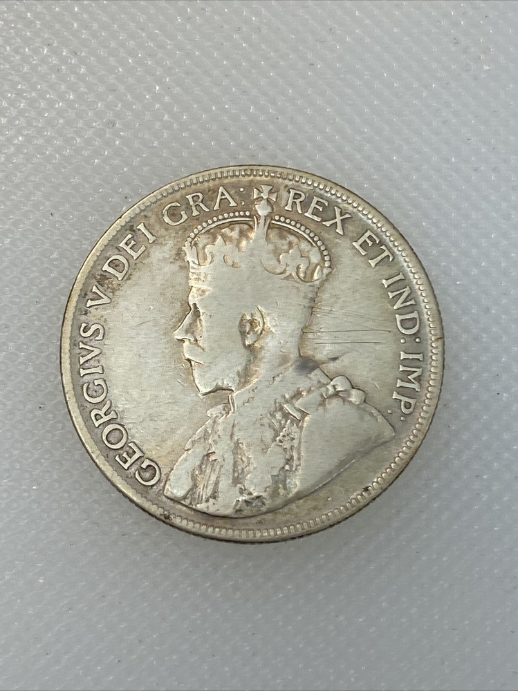 1932 canada 50 cents R5