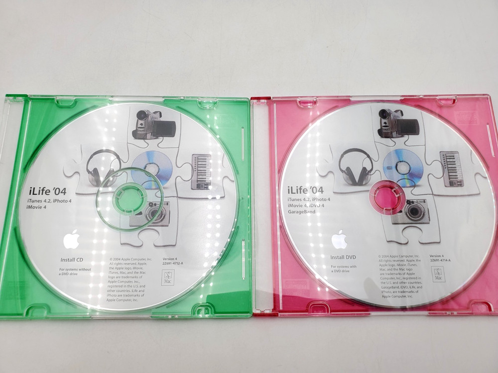 iLife 04 Version 4.0 (CD & DVD Version) Apple 2004 Lot of 2 Disc