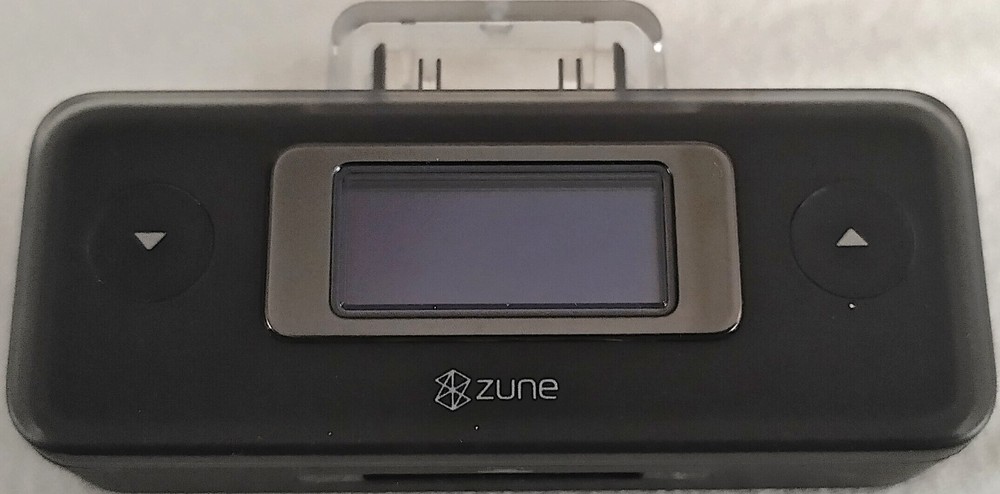 UNTESTED Microsoft Zune Car Pack FM Transmitter & Car Charger Pack w/ Manual