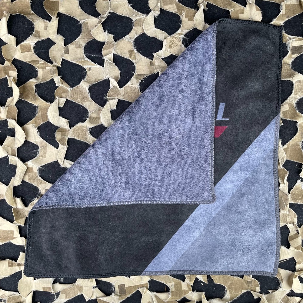 NEW Hydra Pit Micro Goggle Cloth (12" x 12") - Fit Black