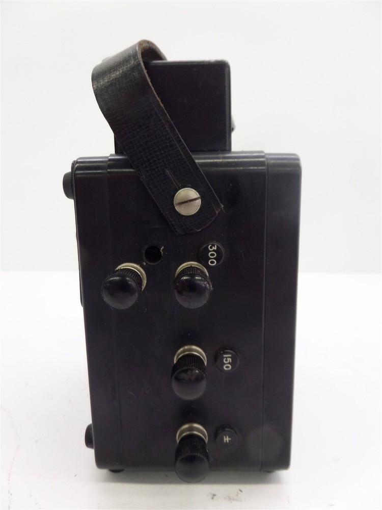 Daystrom Weston Model 433 AV Voltmeter with Case