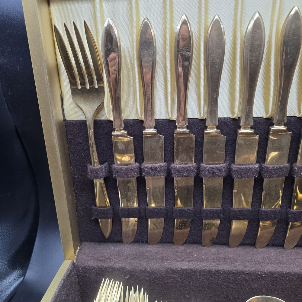 Dirilyte Regal Flatware Gold Dinnerware 93 Piece Vintage With Case Paperwork