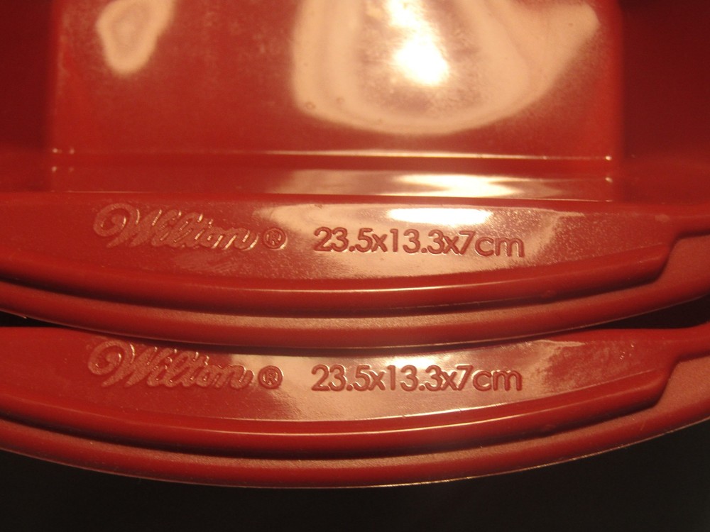 Wilton Silicon Bread Pan Molds (2 Piece Bundle) Preowned Good Condition