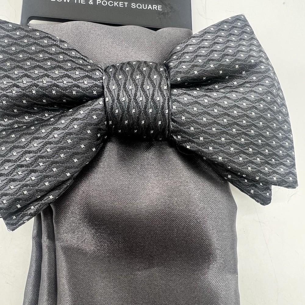 Alfani Men's Bow Tie & Solid Pocket Square Set NWT Gray
