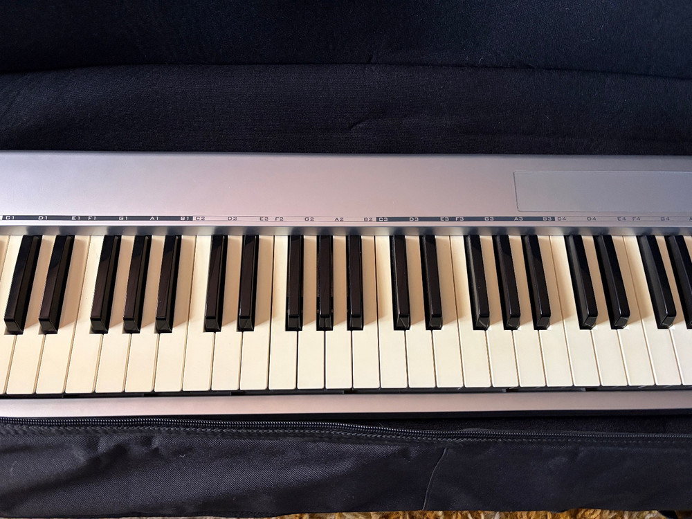 M Audio Keystation 88es MIDI USB keyboard controller
