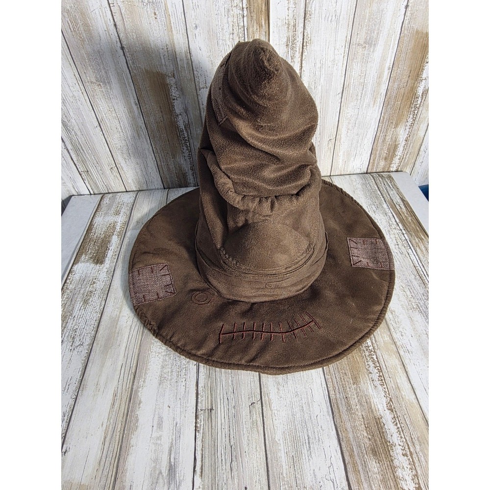 Official Harry Potter Wizarding World Talking/Animated Sorting Hat
