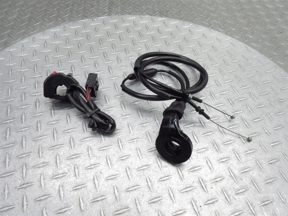 2007 05-12 Triumph Sprint ST 1050 Right Handlebar Switch Throttle Control Cable