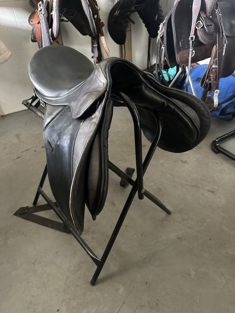 Black Courbette Dressage Saddle