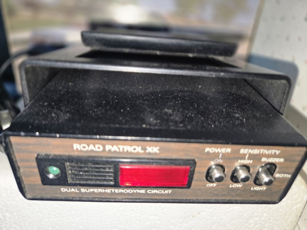 Micronta Dual Conversion Road Patrol XK Radar Detector Open Box POWERS ON