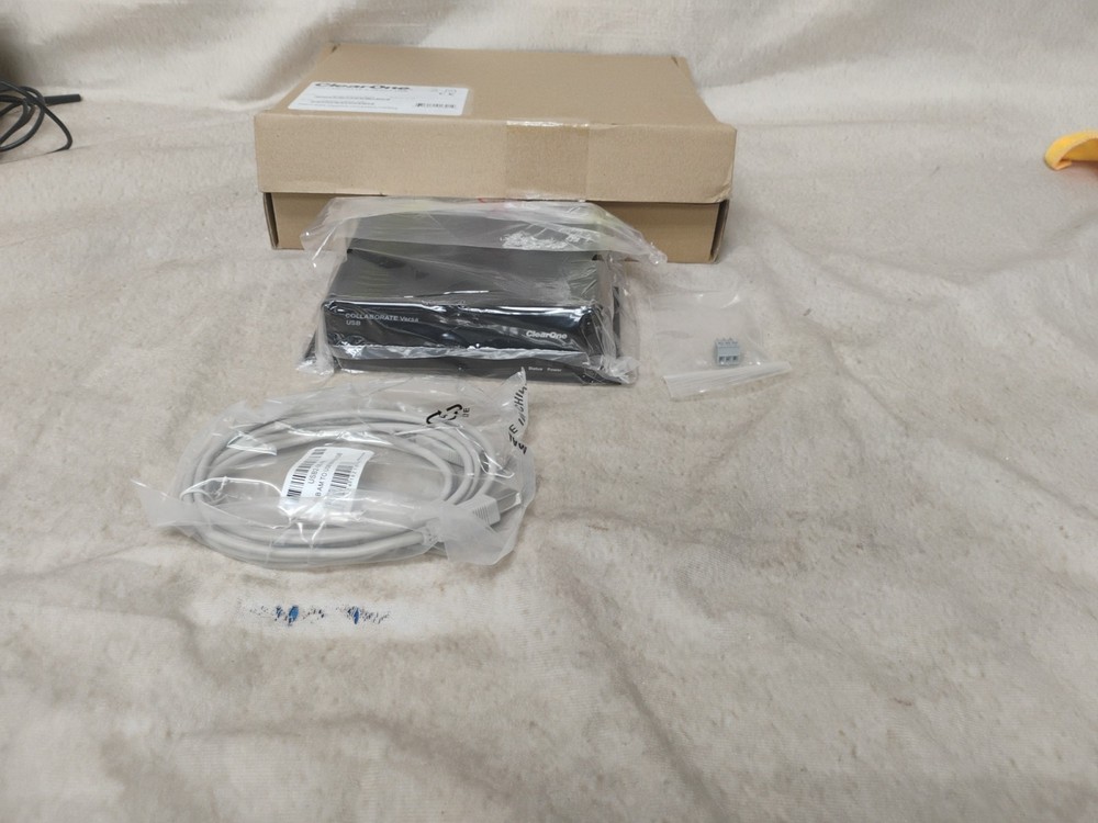 ClearOne 910-3200-305 Collaborate Versa USB