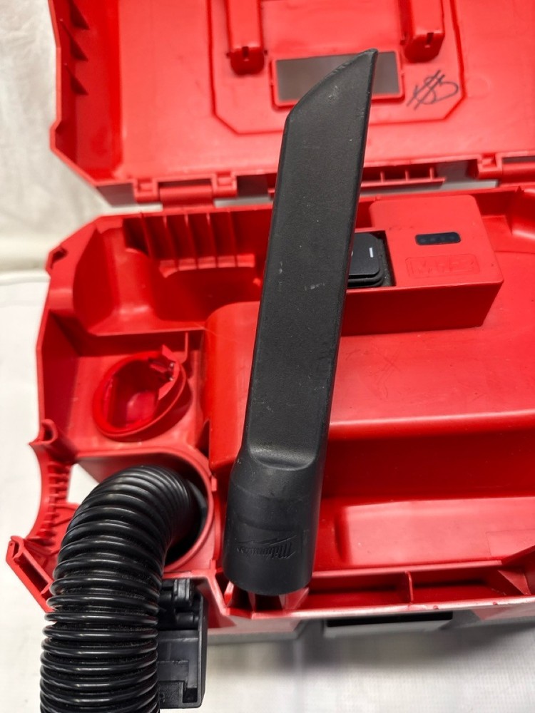 MILWAUKEE TOOLS 0960-20 (P31015936)