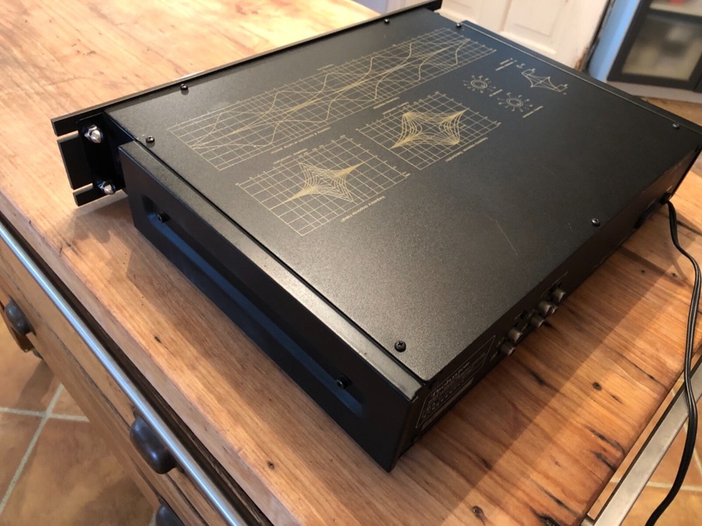 (PARTING OUT) TECHNICS 10E SH-9010 E ROUND KNOB FOR BANDWIDTH (Q) EQUALIZER