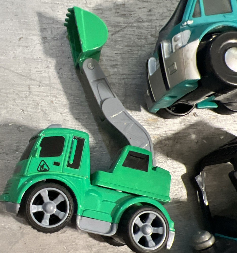 Builder Super Power Construction Roller Garbage Bucket Loader Truck Lot 3