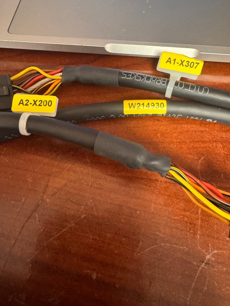 ROBOT CABLE W214930 A2-X200/A1-X307