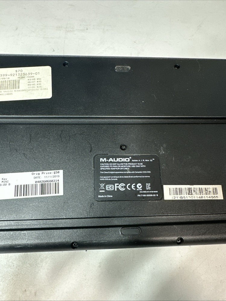 Axiom AIR Mini 32 USB MIDI Keyboard