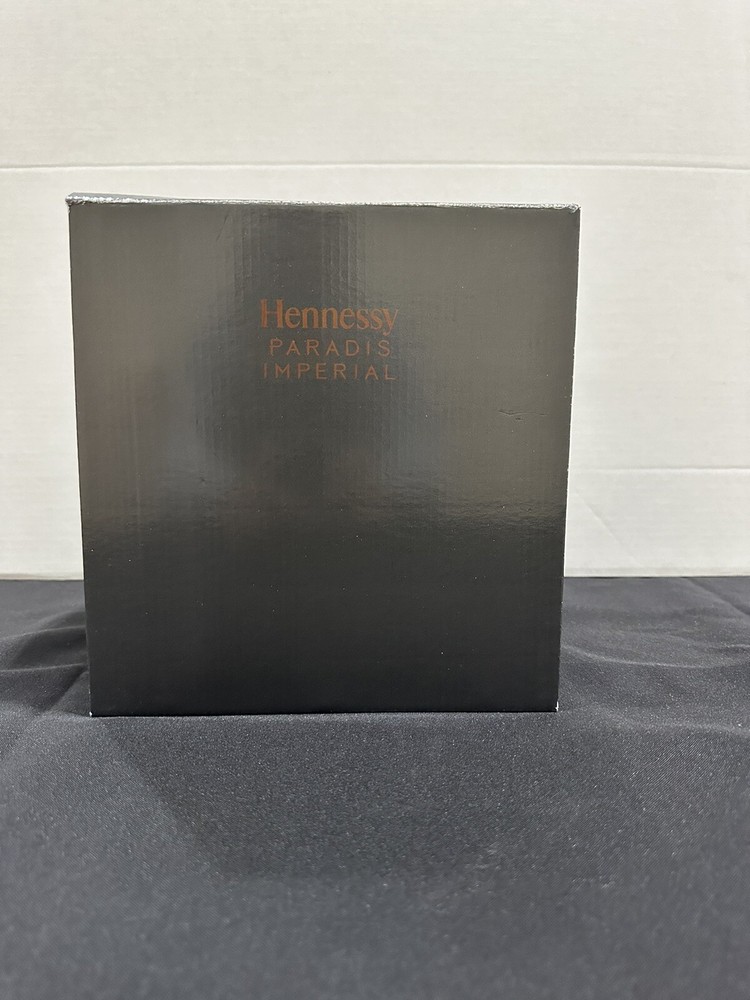 Hennessy paradis imperial glasses