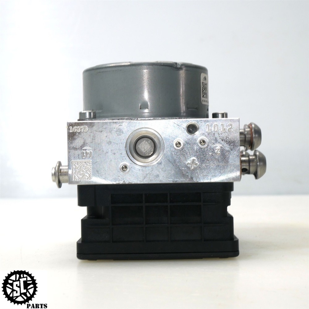 2022 BMW S1000RR ABS BRAKE PUMP MODULE