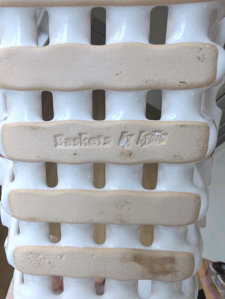 Baskets By Lydia Ceramic Terracotta Basket with Bamboo Handle