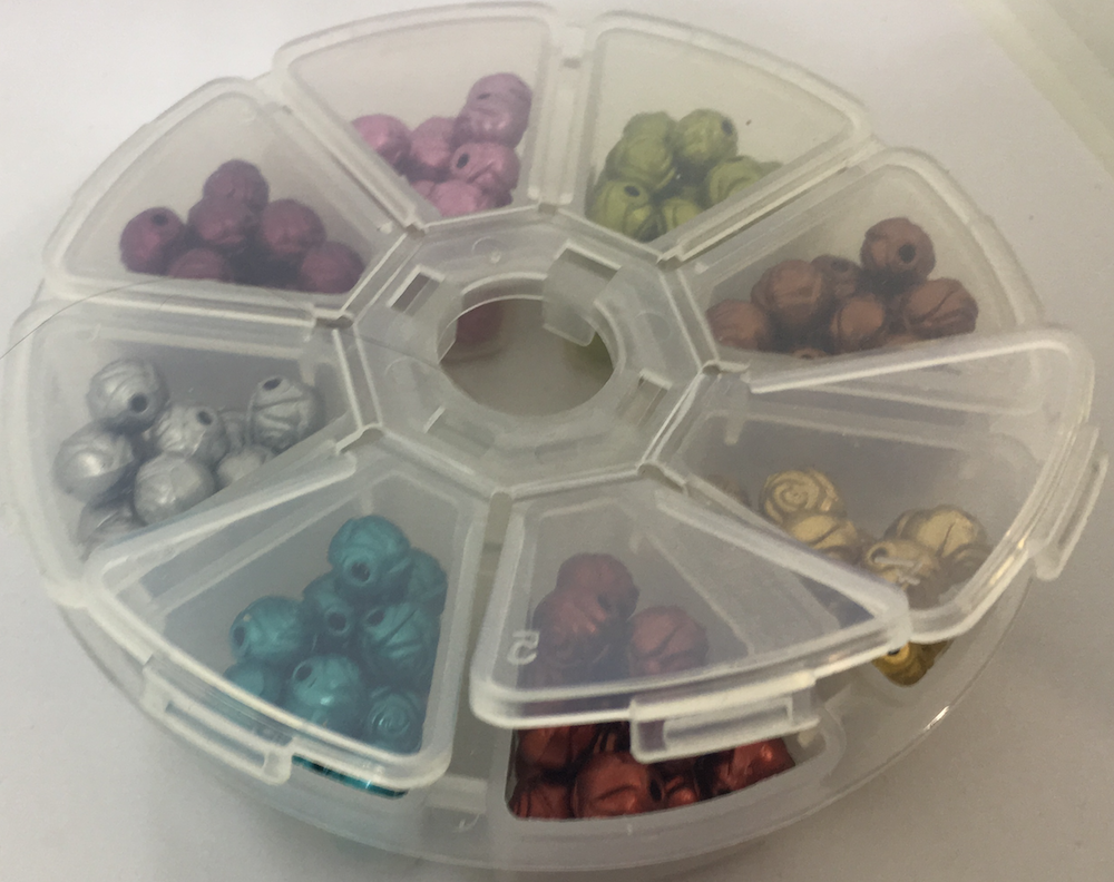 Plastic Container 8 section Organizer Round 4" x 1" inch EMPTY 8 Individual lid
