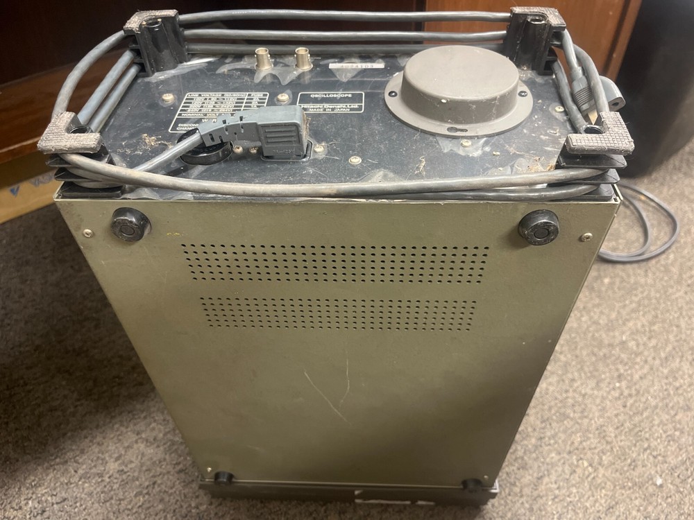 Hitachi V-650F Oscilloscope
