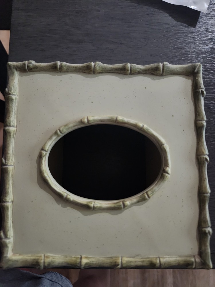 Kleenex Holder