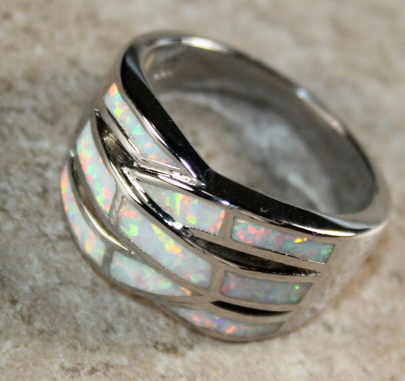 SILVER Elegant White Fire Opal Big Ring Size 8 WR40305