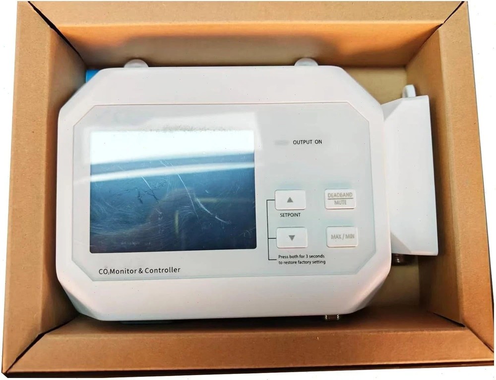 Fixed Carbon Dioxide Controller with Range 0-9999ppm Real-timealarm Detection