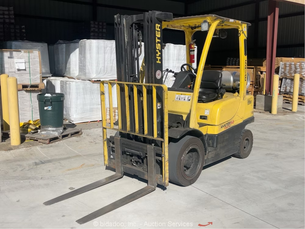 Hyster H50FT Forklift – 4,800 Lbs. Capacity