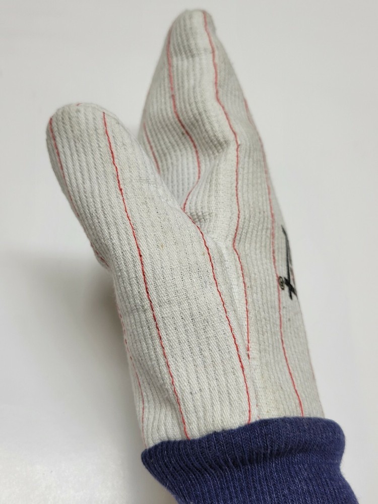 TikiMit Gloves Boss