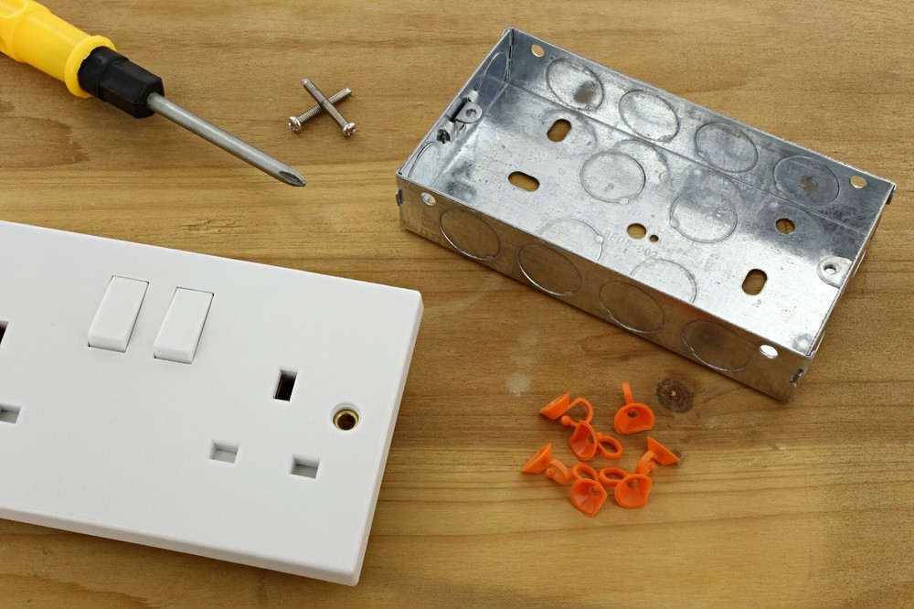 Limpet x 20 Electrical Face Plate Screw Guides